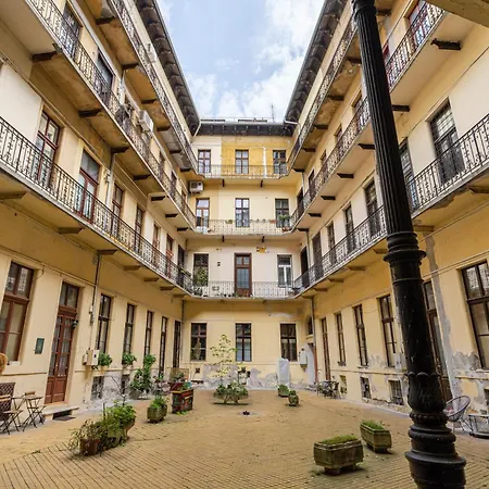 Moldavit Nature Apartman Budapest